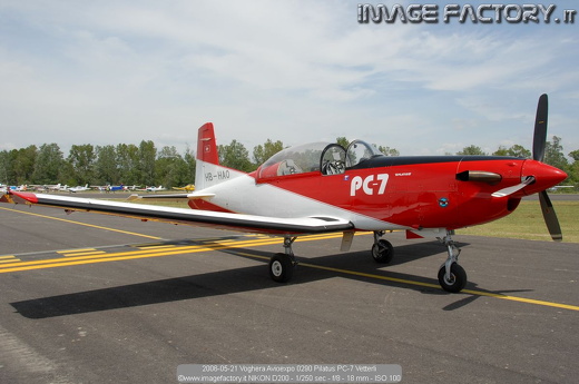 2006-05-21 Voghera Avioexpo 0290 Pilatus PC-7 Vetterli